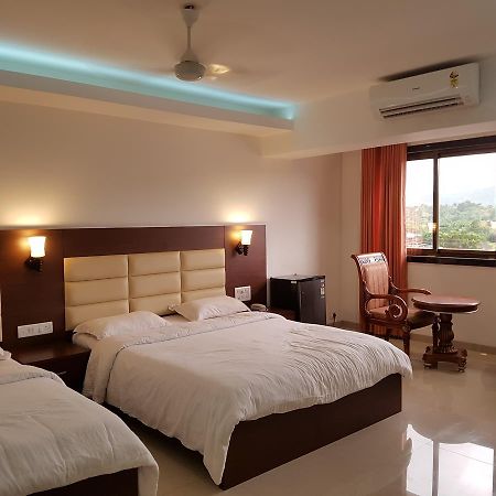 Bisu Hotel & Resorts Khed  Exterior photo
